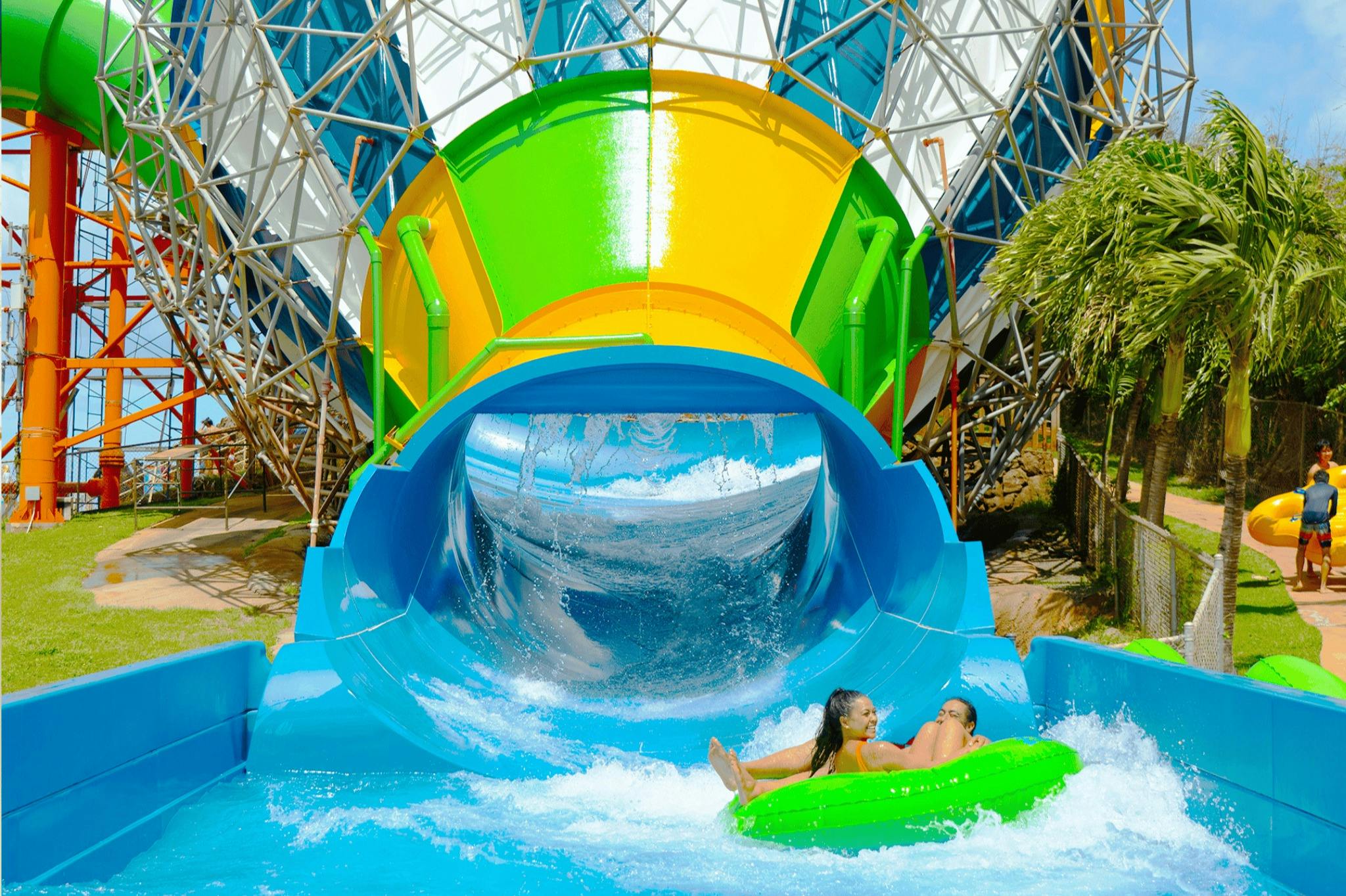 Hawaii: Biglietto d'ingresso Wet 'n' Wild + trasporto da Waikiki — 2
