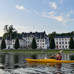 Stockholm: Sunset Kayak Tour in City Centre + Swedish Fika 5