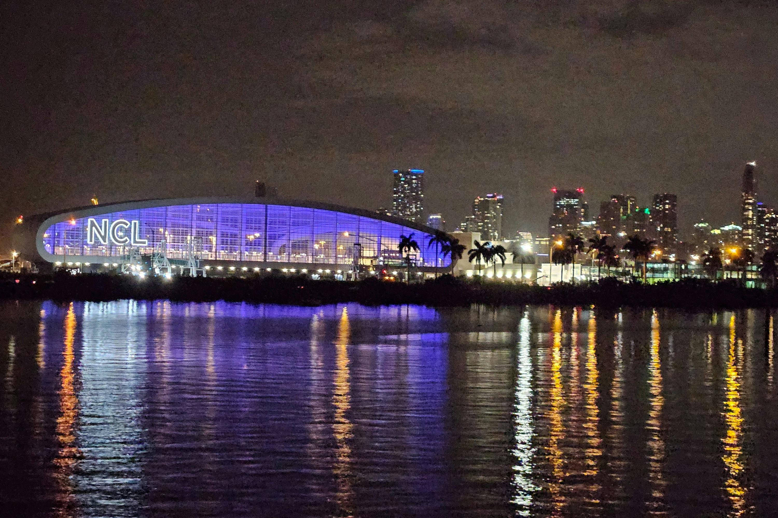 NCL Cruise Terminal - Teil des größten Kreuzfahrtterminals der USA