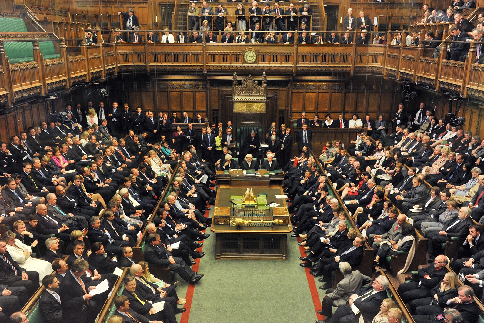 Houses of Parliament: Entry + Guided Walking Tour