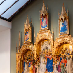 Uffizi Gallery: Reserved Entry + Guided Tour 4