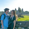 Förundras över det mest otroliga Angkor Wat-templet, tillsammans med en experthistoriker.