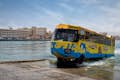 El Wonder Bus Dubai ofrece una aventura anfibia por mar y tierra para descubrir los lugares de interés de Dubai de una forma maravillosa.