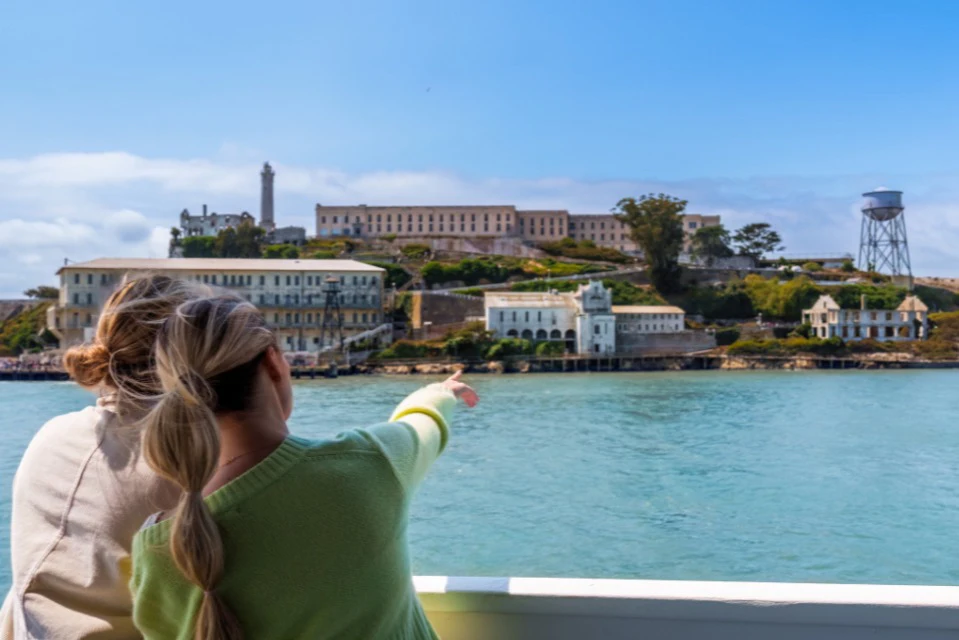 Alcatraz City Cruises: Official Alcatraz Island Admission Ticket + City Guide