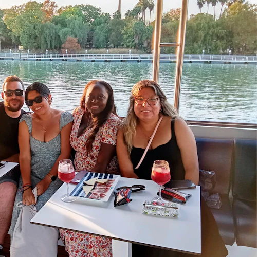 Sevilha: Passeio de barco com bebida e aperitivo - Photo 8