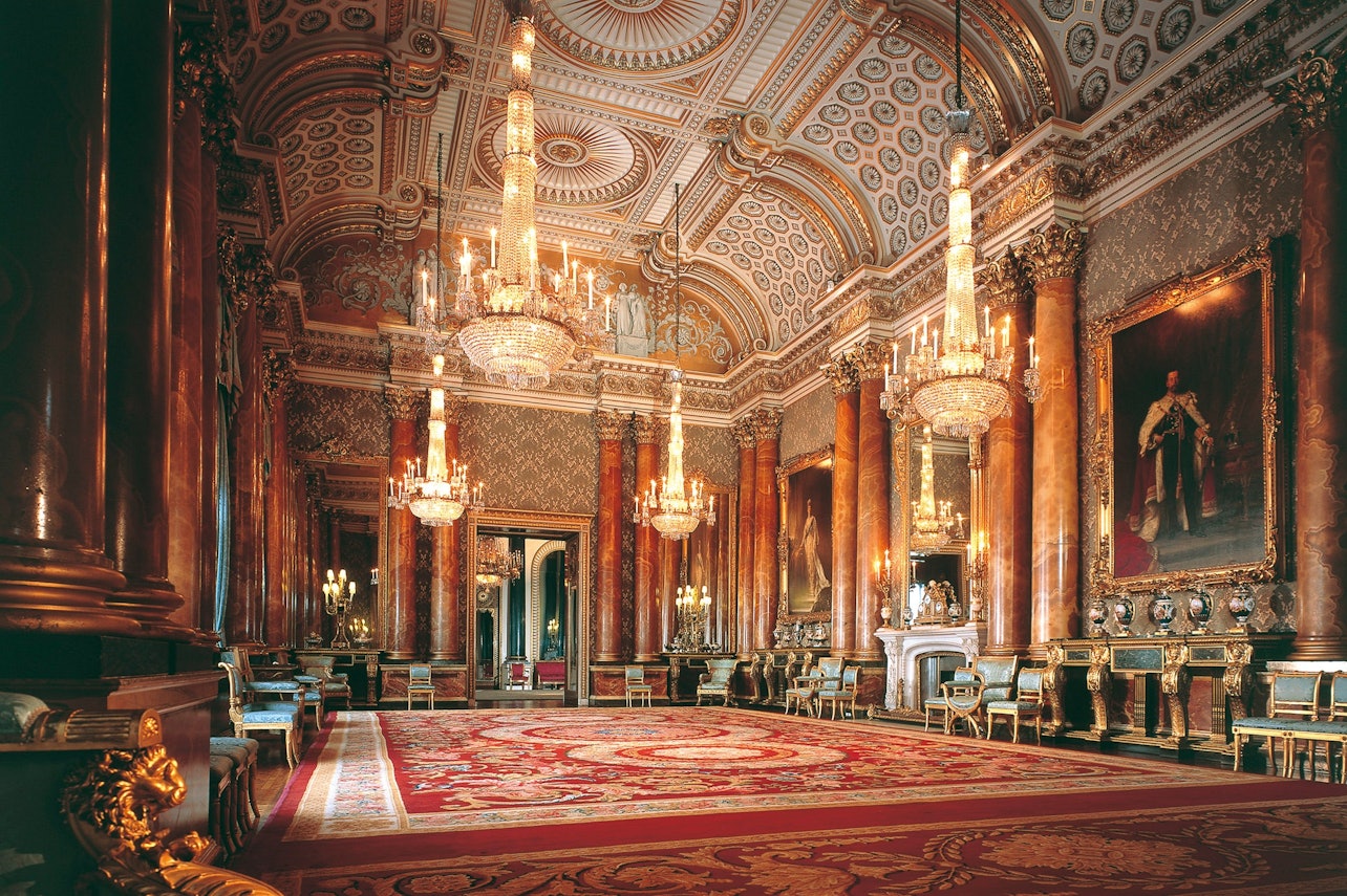 Visita Interior del Palacio de Buckingham y Cambio de Guardia: Tiempo limitado - Alojamientos en Londres