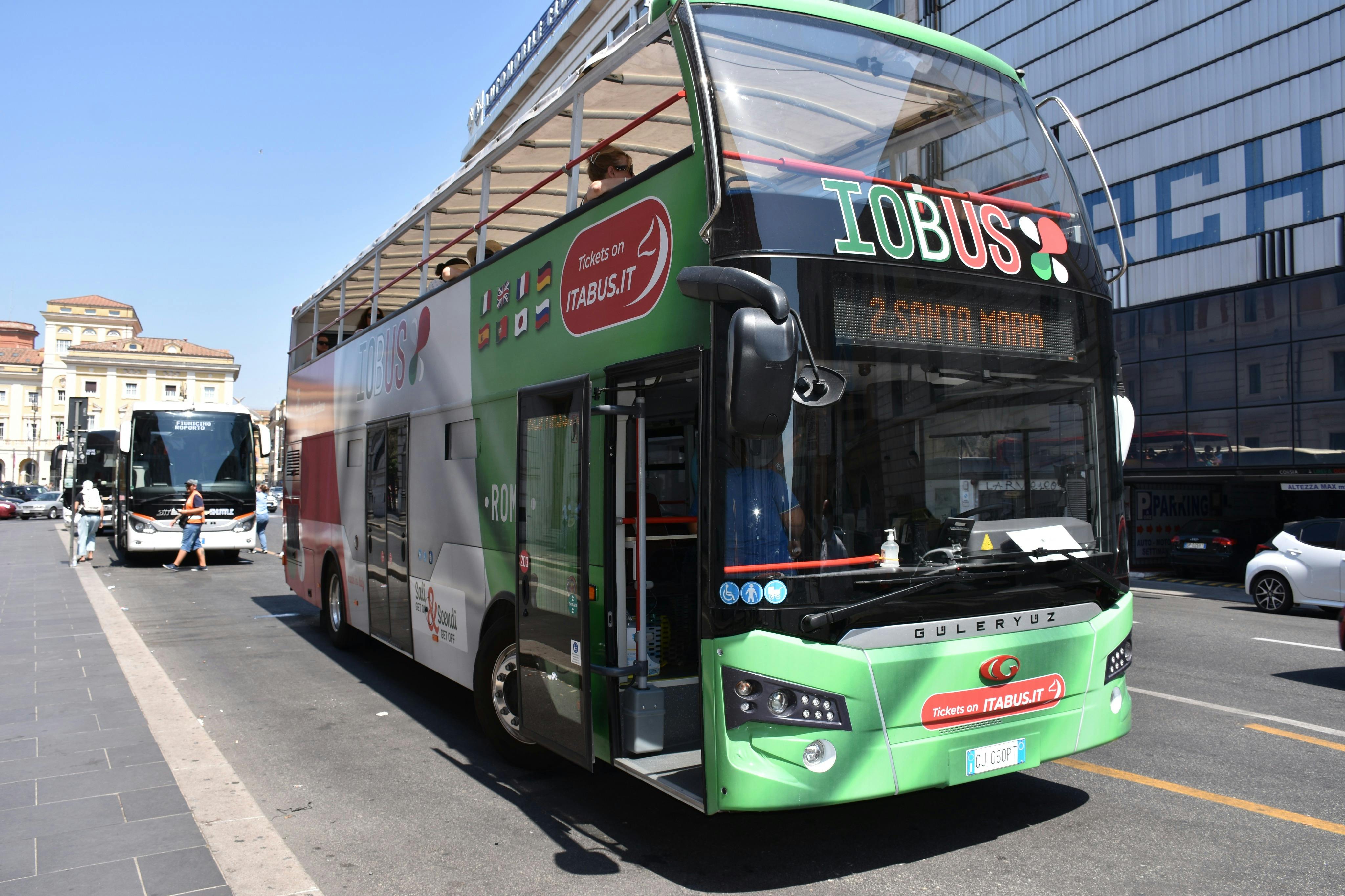 Image of the tourist bus