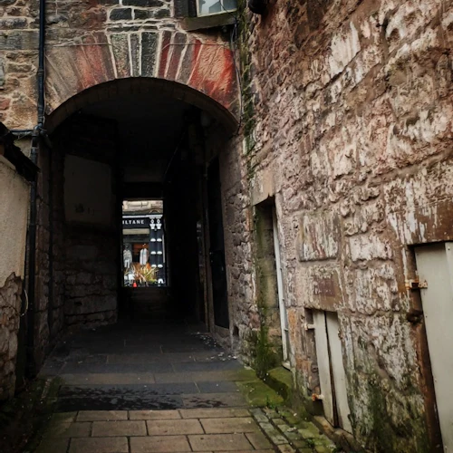 Edinburgh: Royal Mile Guided Walking Tour - Photo 6