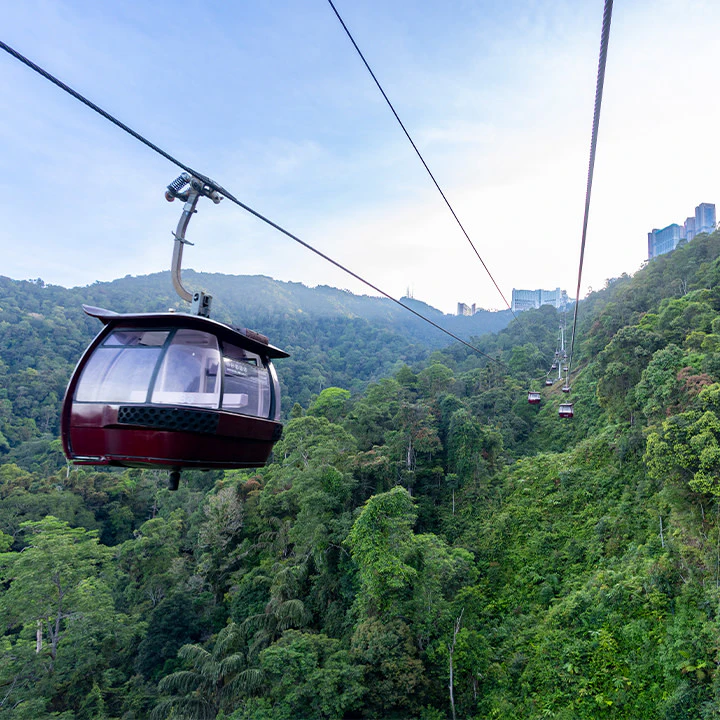Genting Highlands: Cable Car Ticket for Awana SkyWay Glass-Floor Gondola (Round Trip)