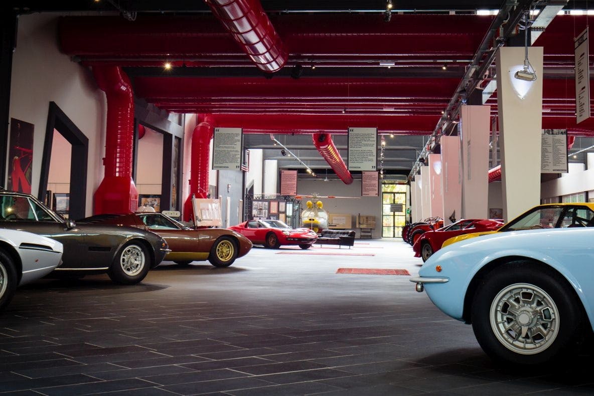 Παλιά αυτοκίνητα Lamborghini