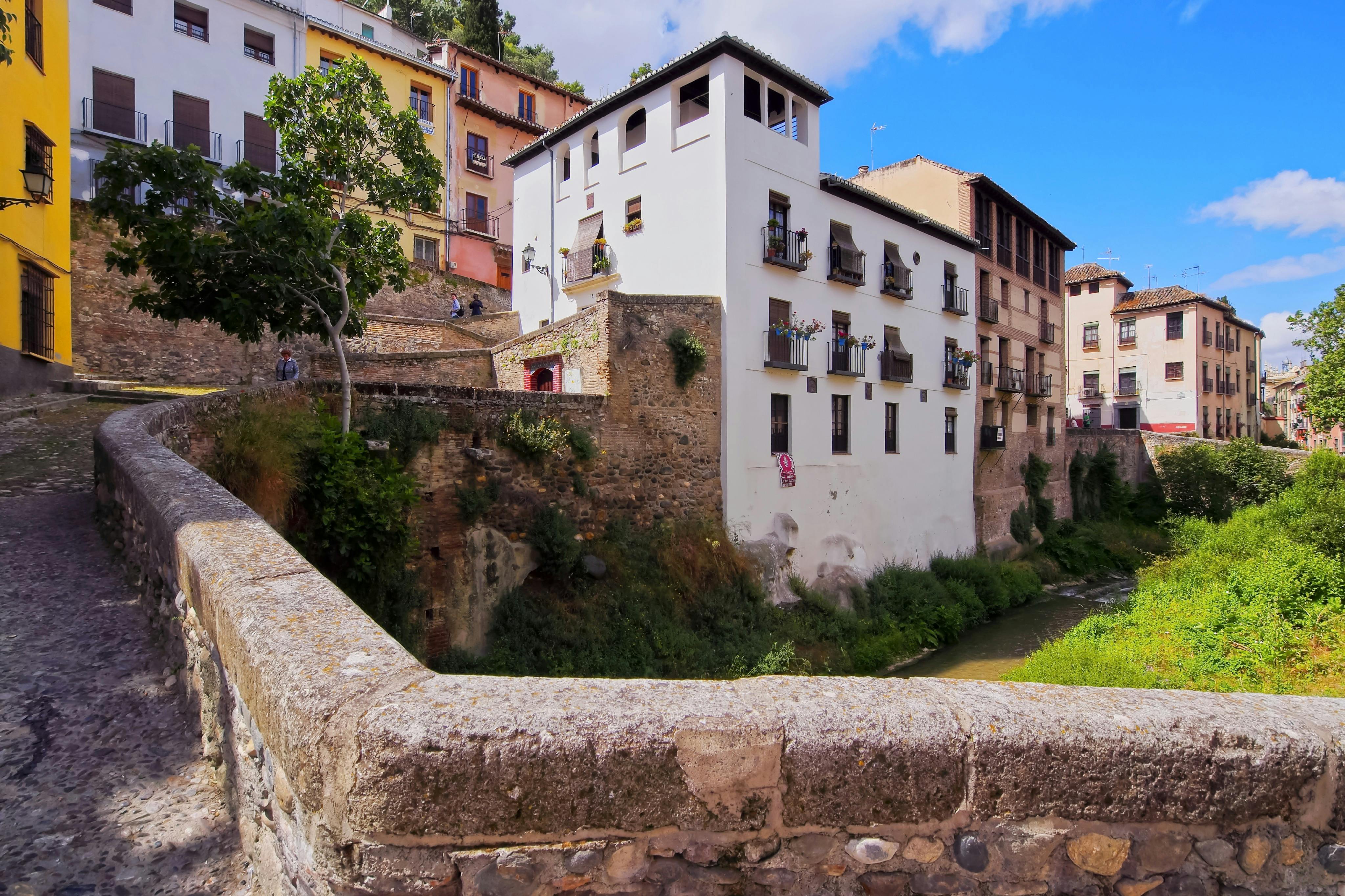Carrera del Darro，世界上最美丽的街道之一