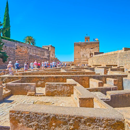 Alhambra & Nasrid Palaces: Skip The Line Ticket + Guided Tour - Photo 7