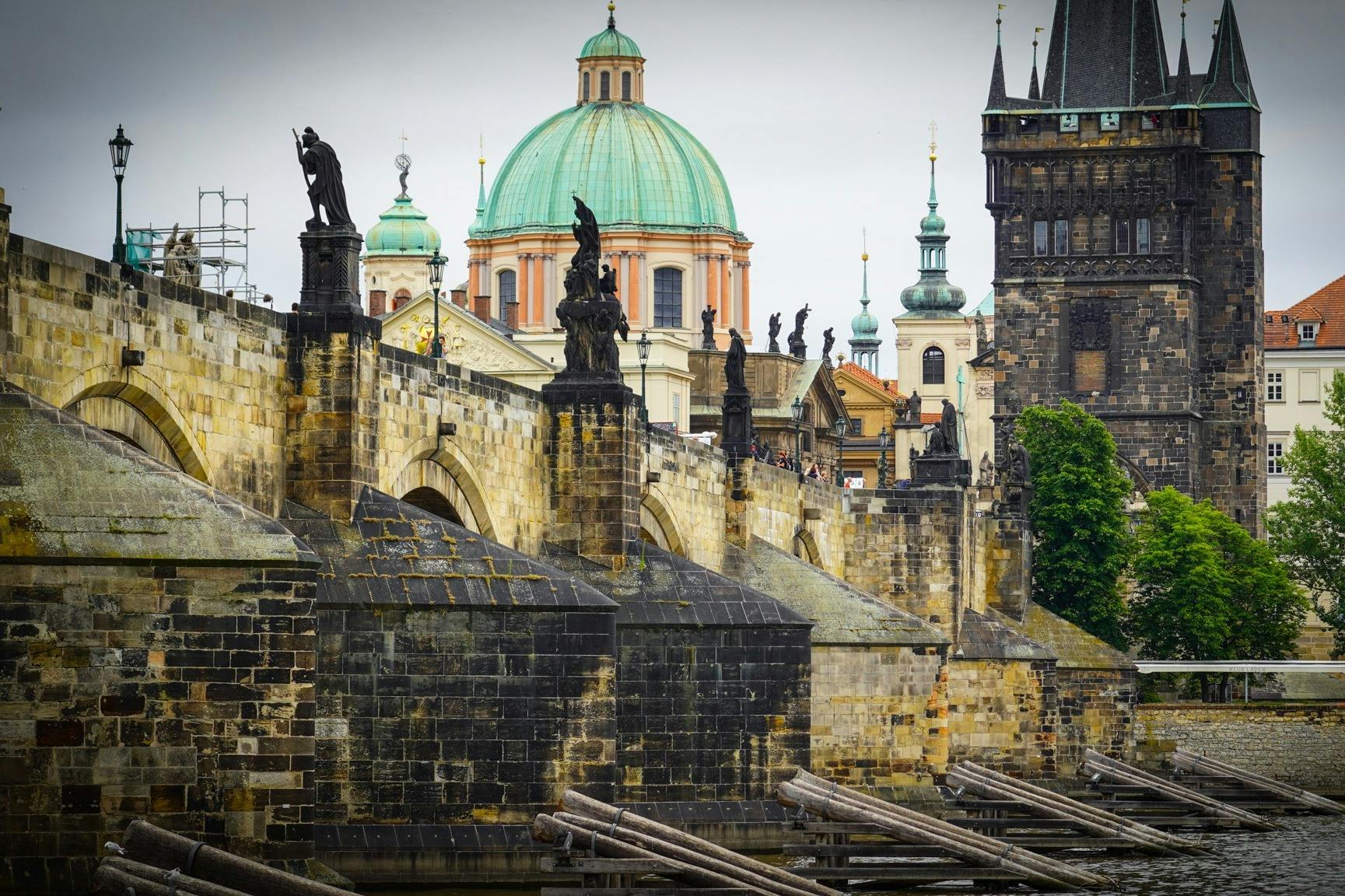 le pont le plus ancien et le plus emblématique de Prague