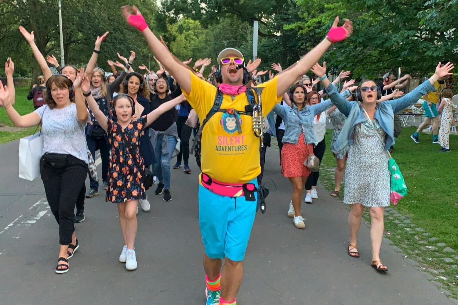 Μια Περιπέτεια Αθόρυβης Ντίσκο