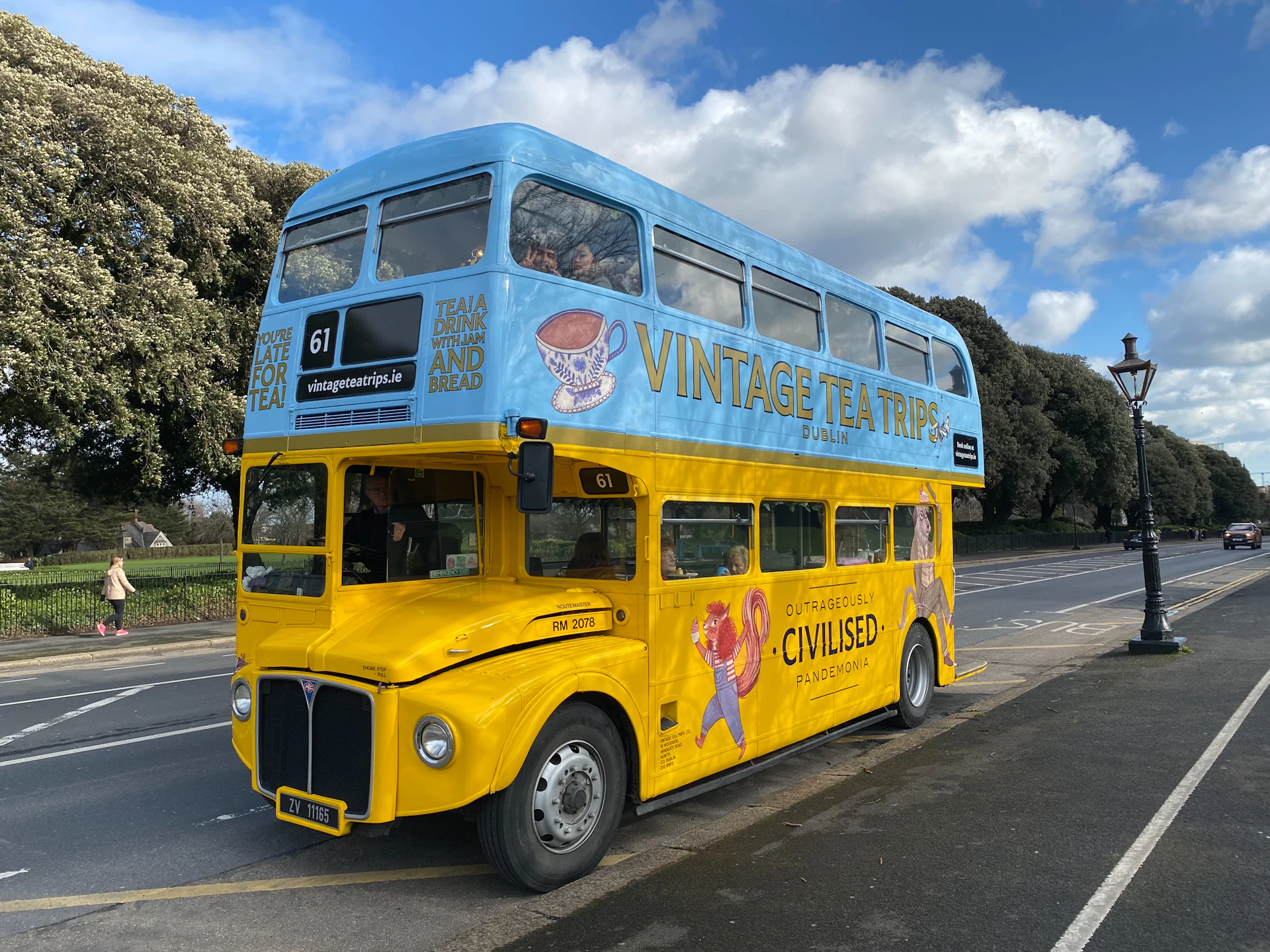 Bus