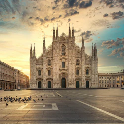 Duomo di Milano: Small Group Guided Tour + Rooftop Access