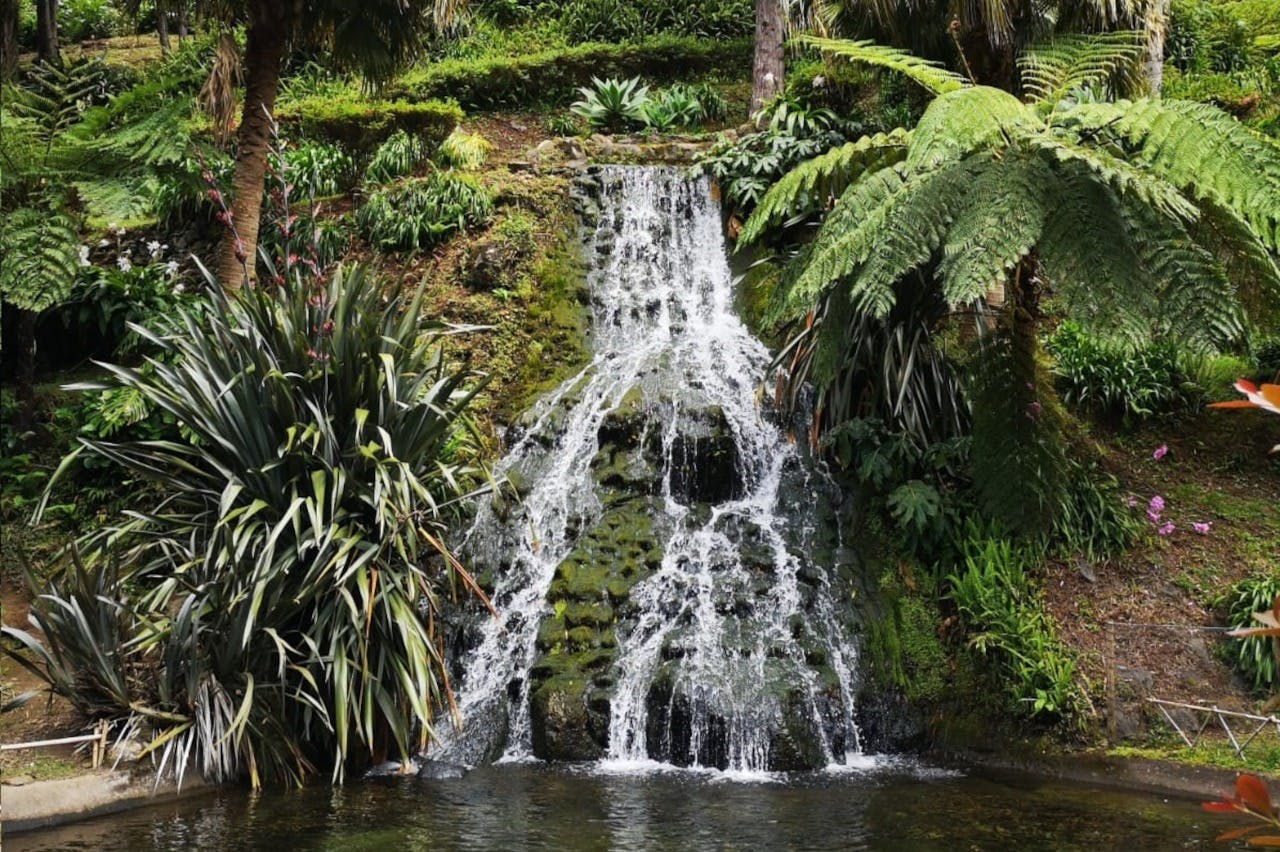 Section of the Ribeira dos Caldeirões