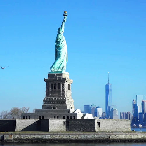 Wall Street New York: Guided Tour, Ferry Ride to Ellis Island + Audio Guide - Photo 3