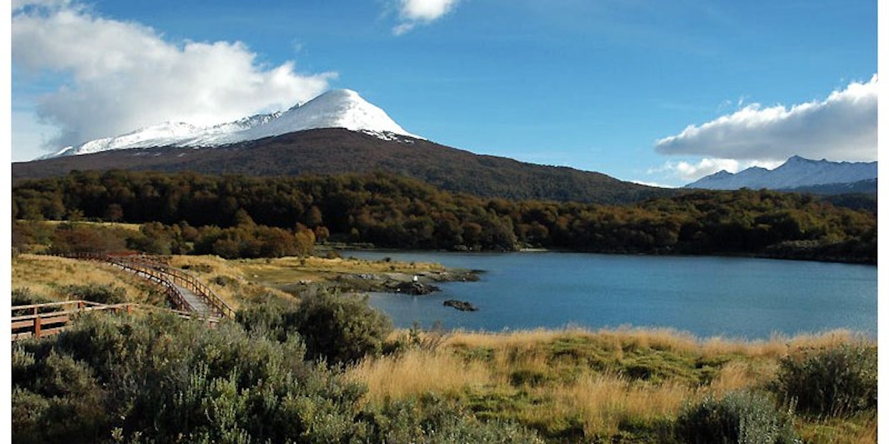 Parque Nacional de Tierra del Fuego y Tren del Fin del Mundo: Recorrido desde Ushuaia - Alojamientos en Ushuaia
