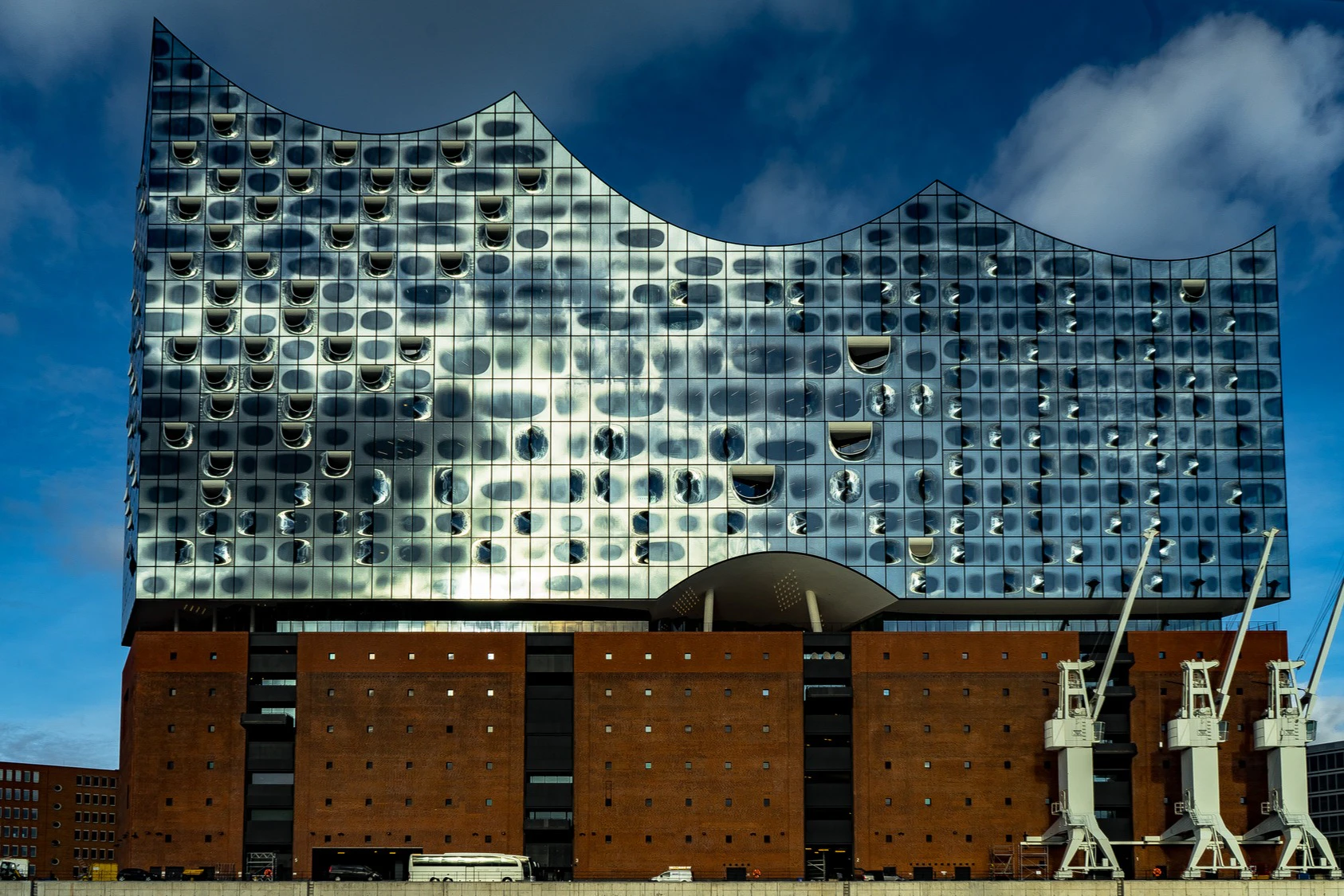 Elbphilharmonie (Elphi) Plaza: Guided Tour