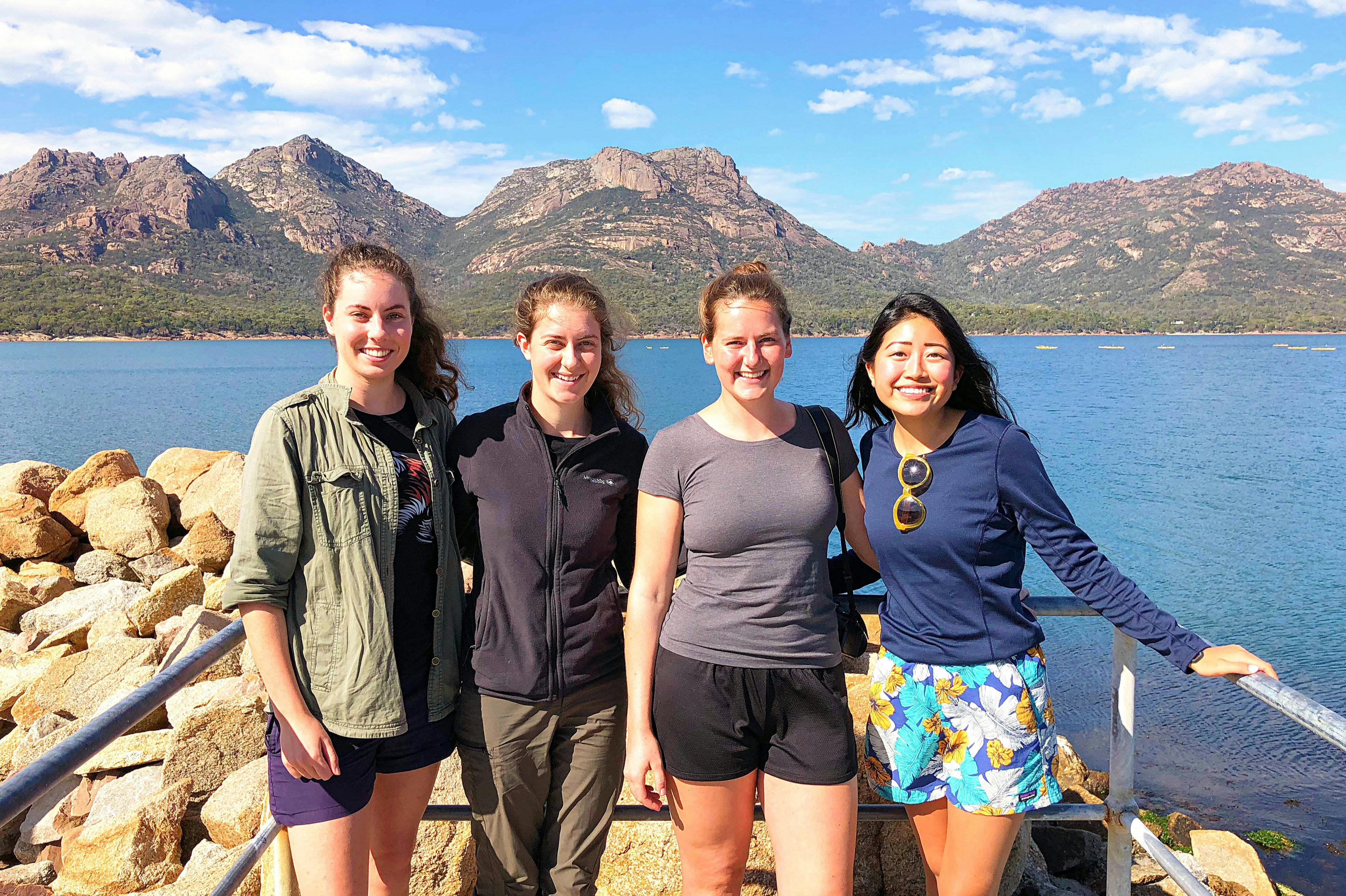 ハザード山脈の壮大な眺め