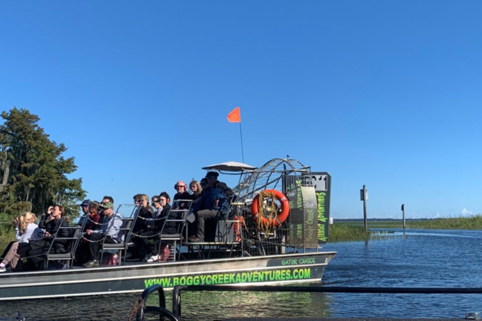 Βόλτα με το αερόπλοιο του Boggy Creek