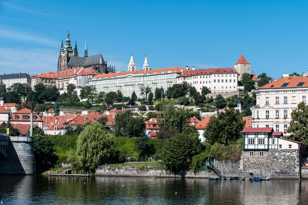 Prague Castle & Lobkowicz Palace: Entry Ticket