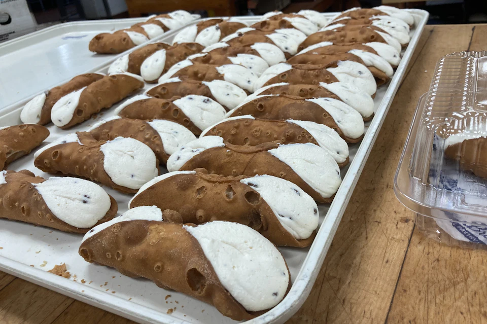 Termini cannoli tray