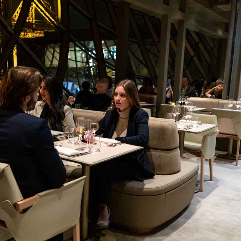 Eiffel Tower: 1st Floor + Dinner Tickets