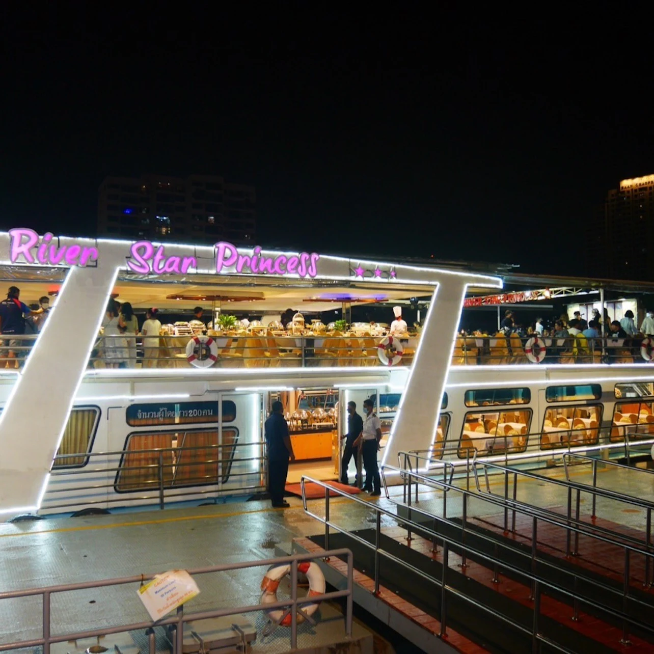 Bangkok: River Star Princess Evening Cruise + Live Music in Bangkok β Tiqets