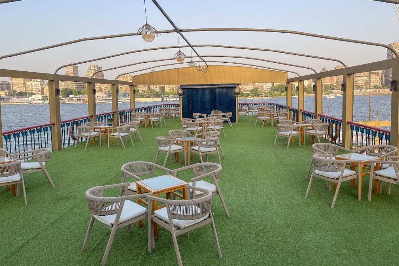 Il Cairo: Nile Pharaohs Tour in barca con cena + trasferimento e bevande opzionali — 2