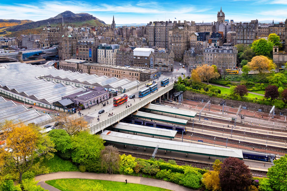 Waverley Train Station