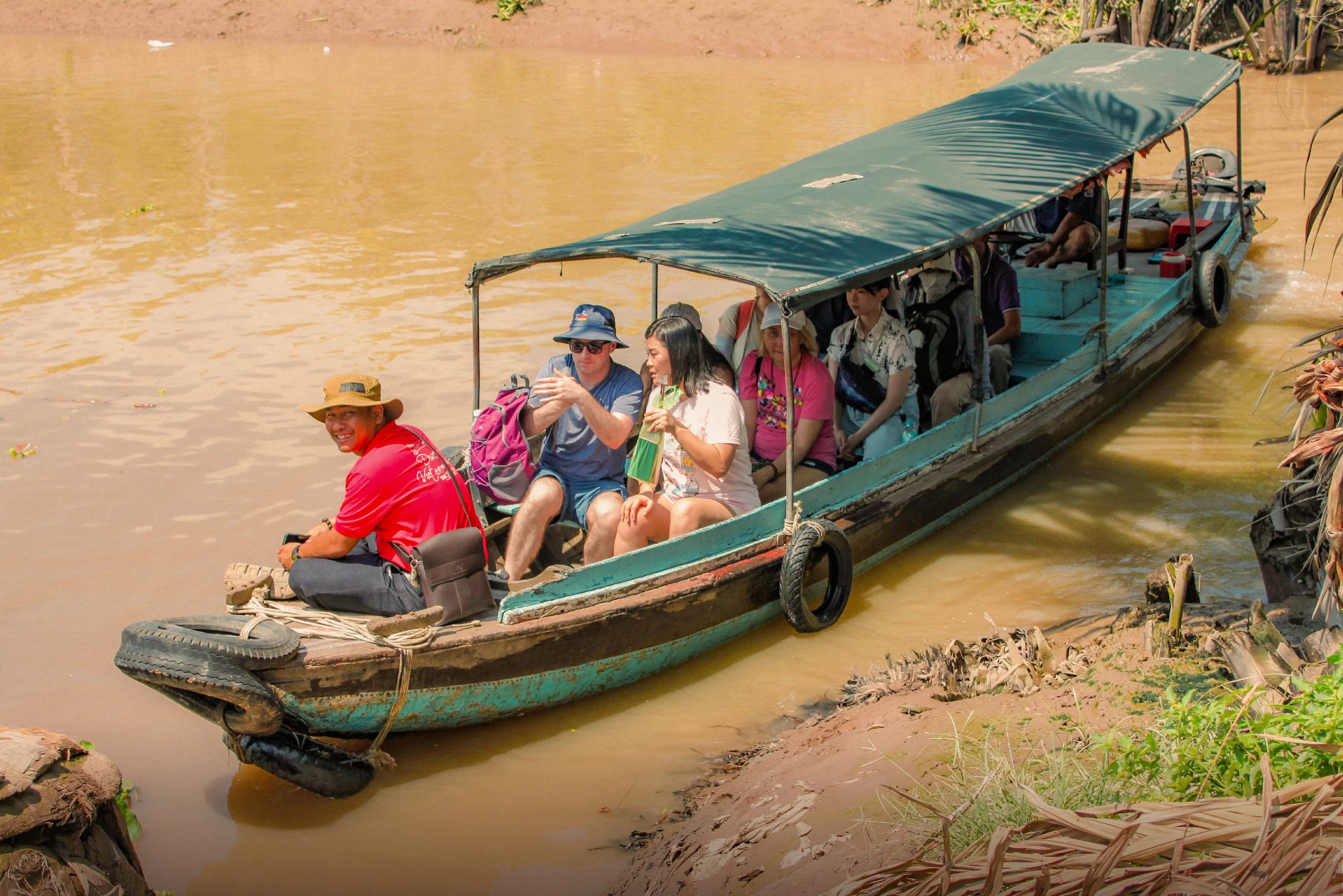 Cu Chi Tunnels & Mekong Delta: Full-Day Guided Tour from Ho Chi Minh