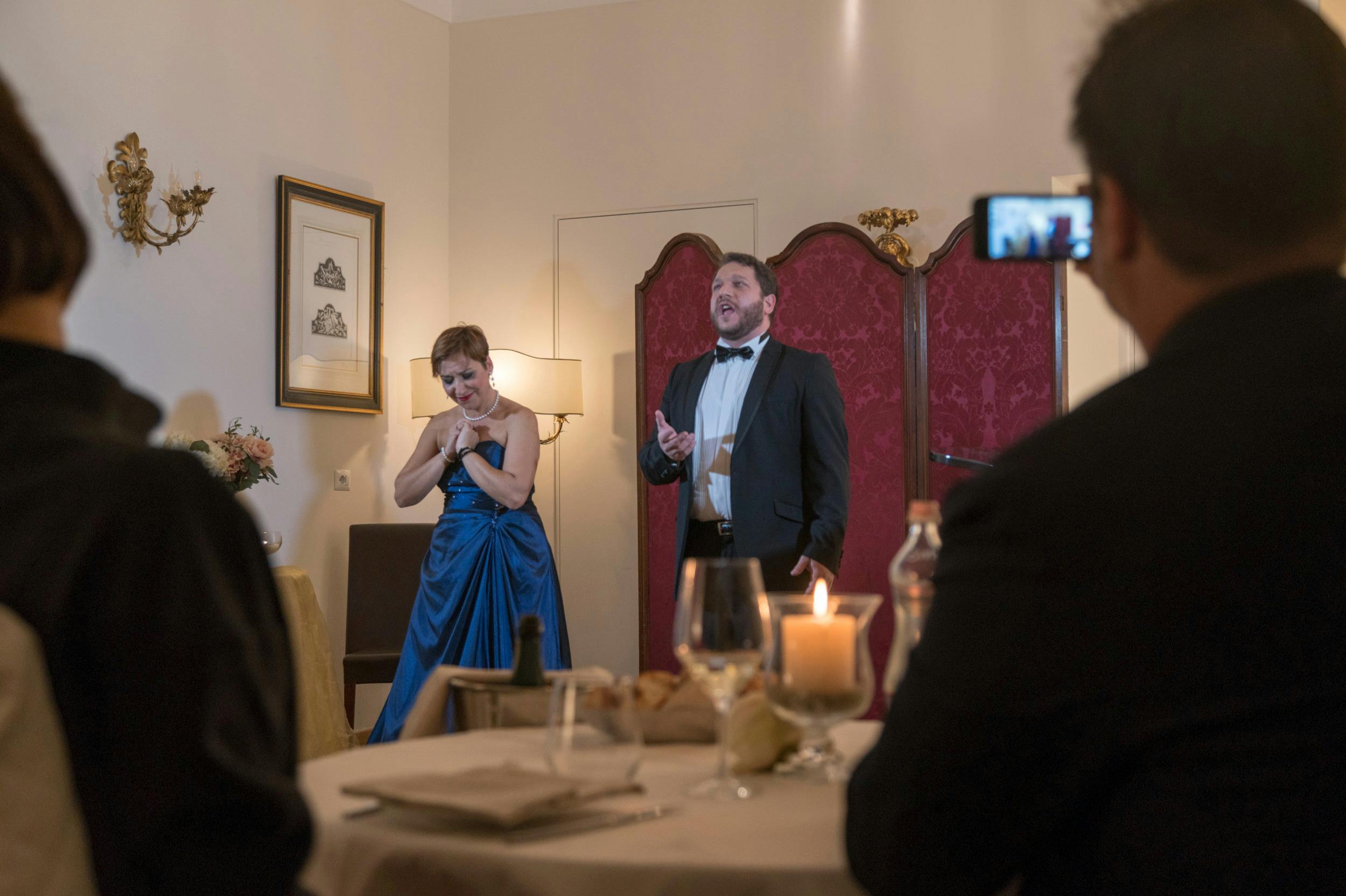 이탈리아 오페라가 선사하는 최고의 아리아와 듀엣 공연에서 열정을 느껴보세요.