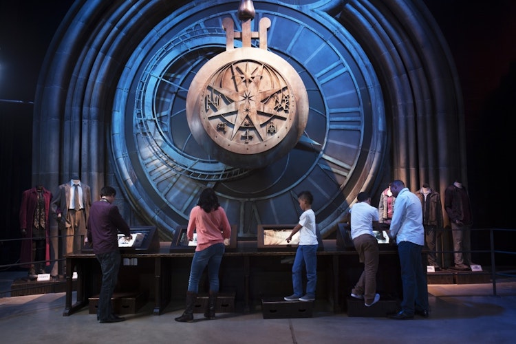 Billet Harry Potter Warner Bros Studio : Visite guidée du studio + transport depuis Londres - 7