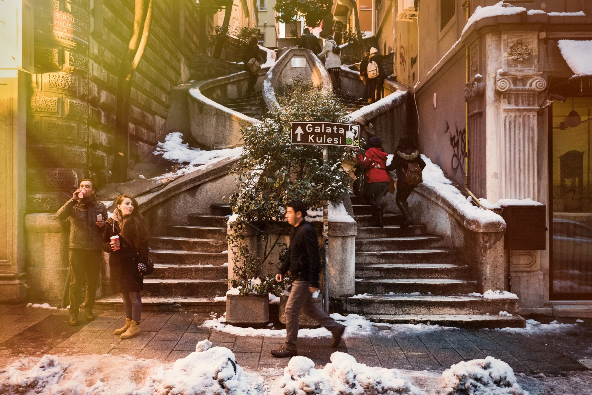 Galata Tower & Bridge, Spice Bazaar, Fener & Balat: Half-day Guided Walking Tour