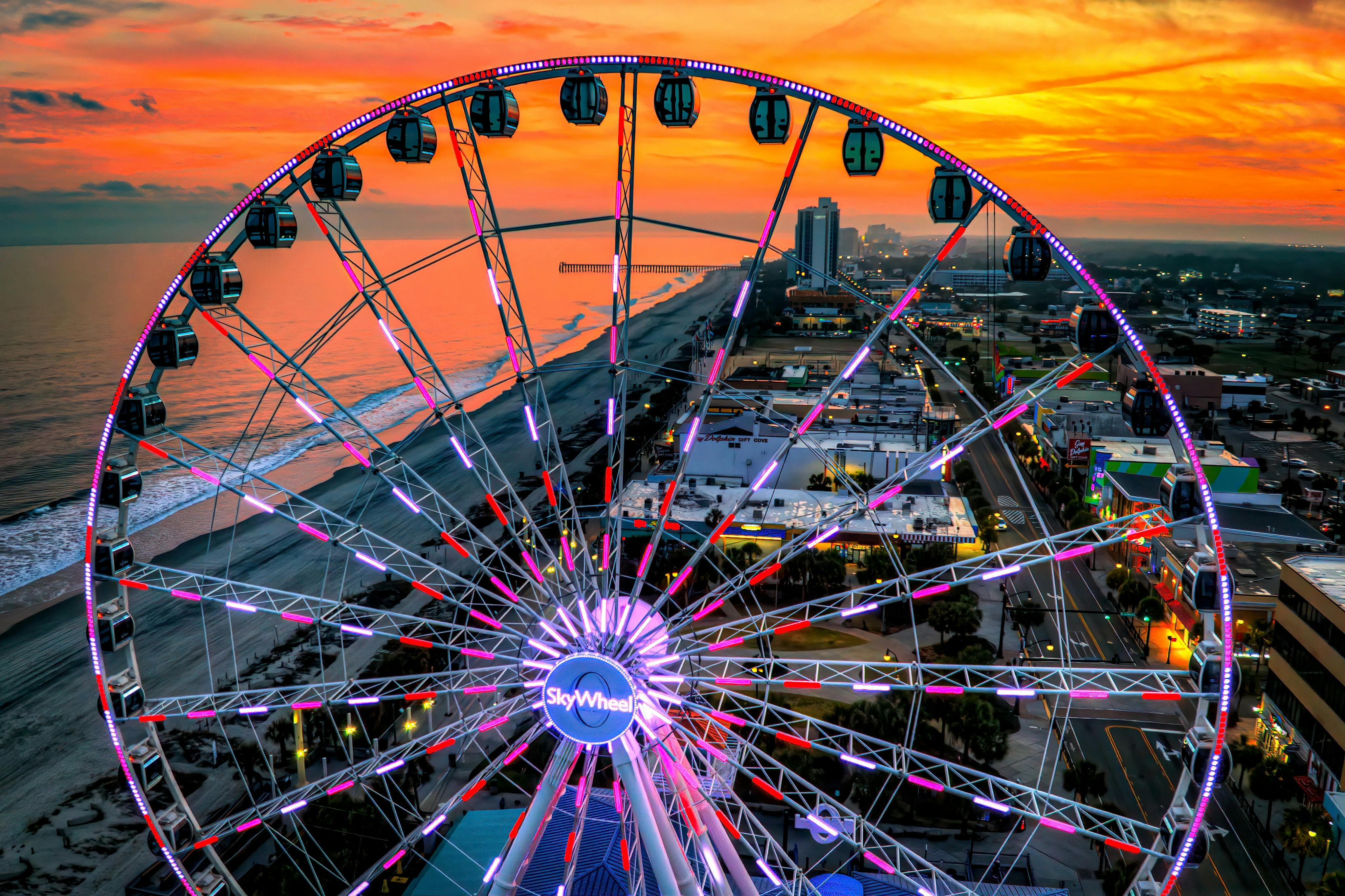 Ηλιοβασίλεμα στο SkyWheel