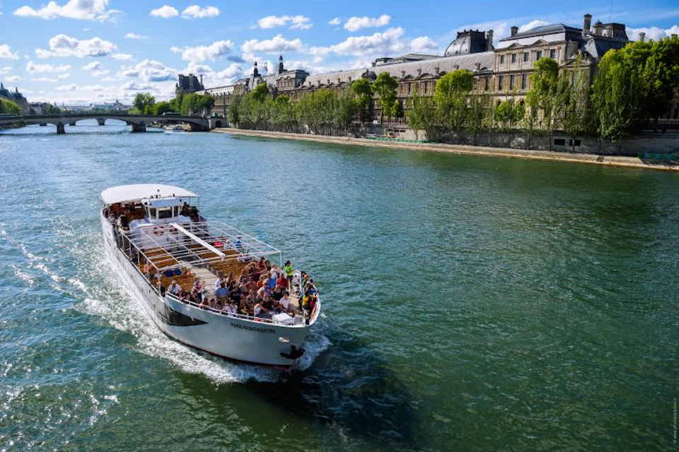 Seine, boat