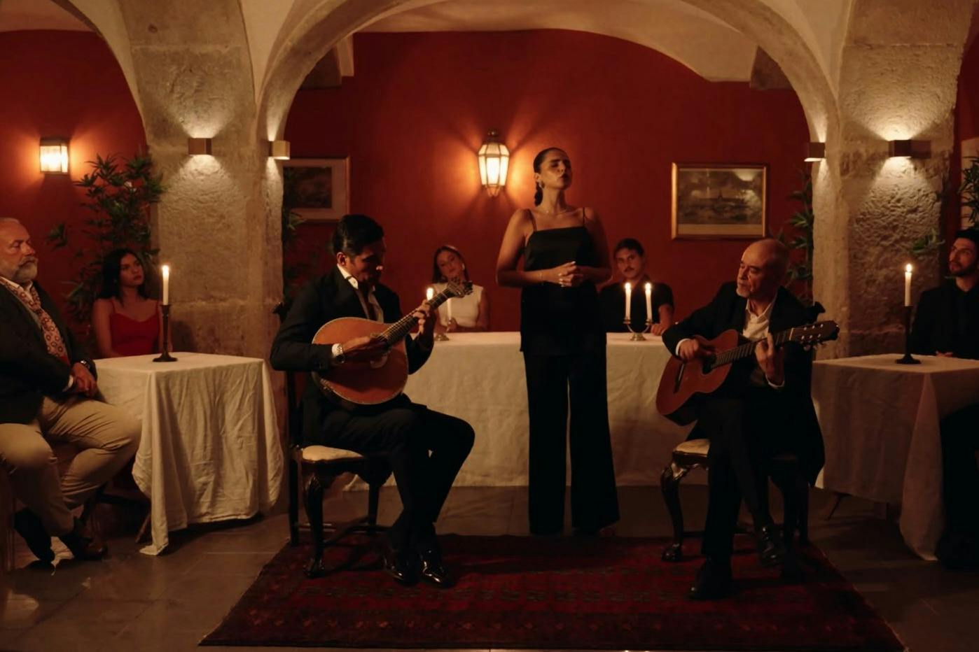 Lissabon: Fado Show på Lisboa em Fado + Port Wine