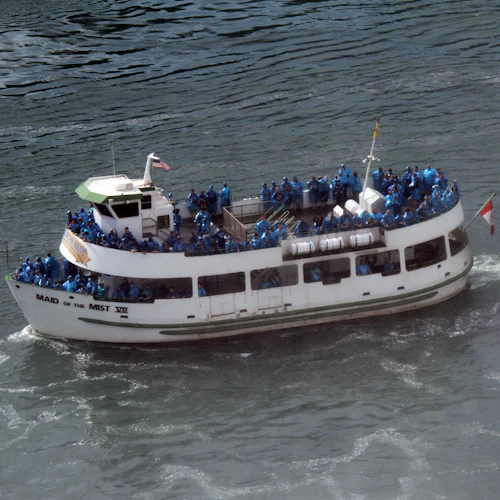 Niagara Falls: Guided Tour from New York + 1-Night Stay + Outlet Shopping - Photo 2
