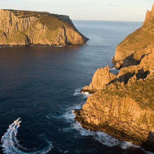Tasman Island: Guided Tour from Hobart + Cruise + Lunch + Optional Port Arthur - Photo 3