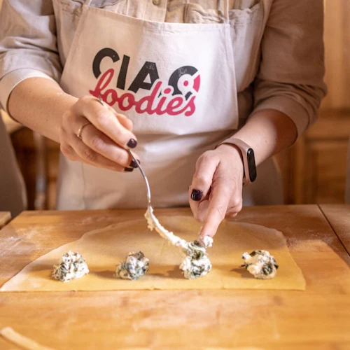 Florença: Aula de culinária de Tagliatelle, Ravioli e Tiramisu + vinho ilimitado - Photo 8