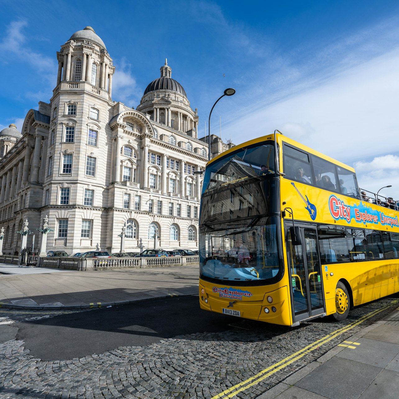 Liverpool River Cruise & Sightseeing Bus Tour - Acomodações em Liverpool