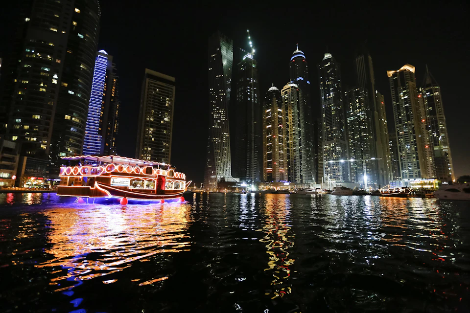 Rayna Tours - Dhow Cruise at Dubai Creek