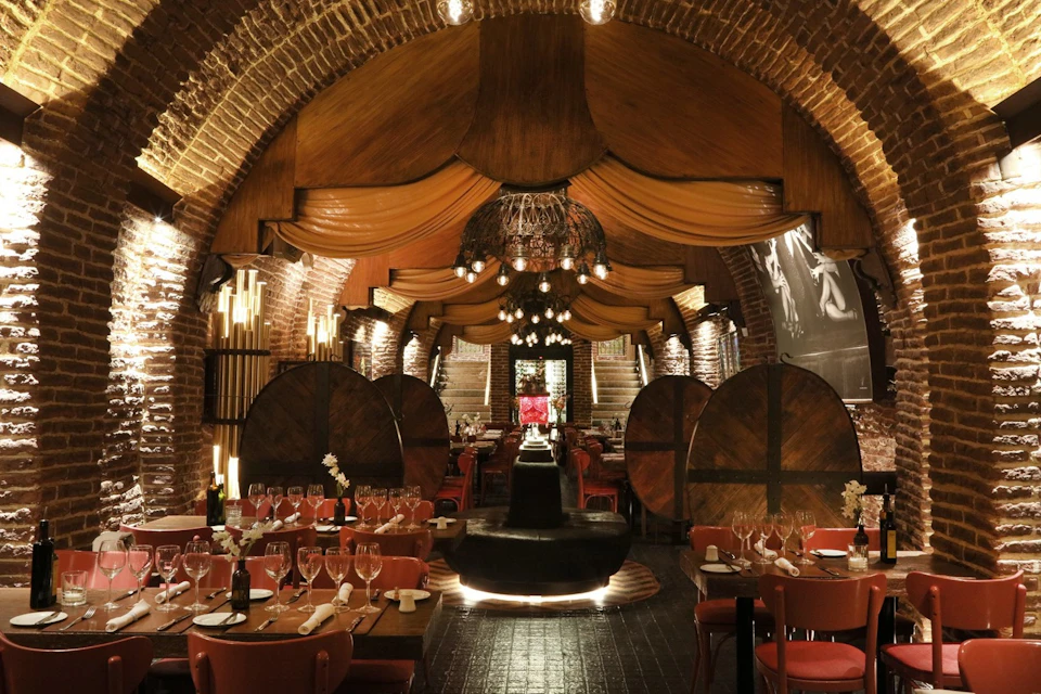 Michelangelo is an intimate tango venue with a vibrant atmosphere, perfect for dancing, learning, and enjoying live music.