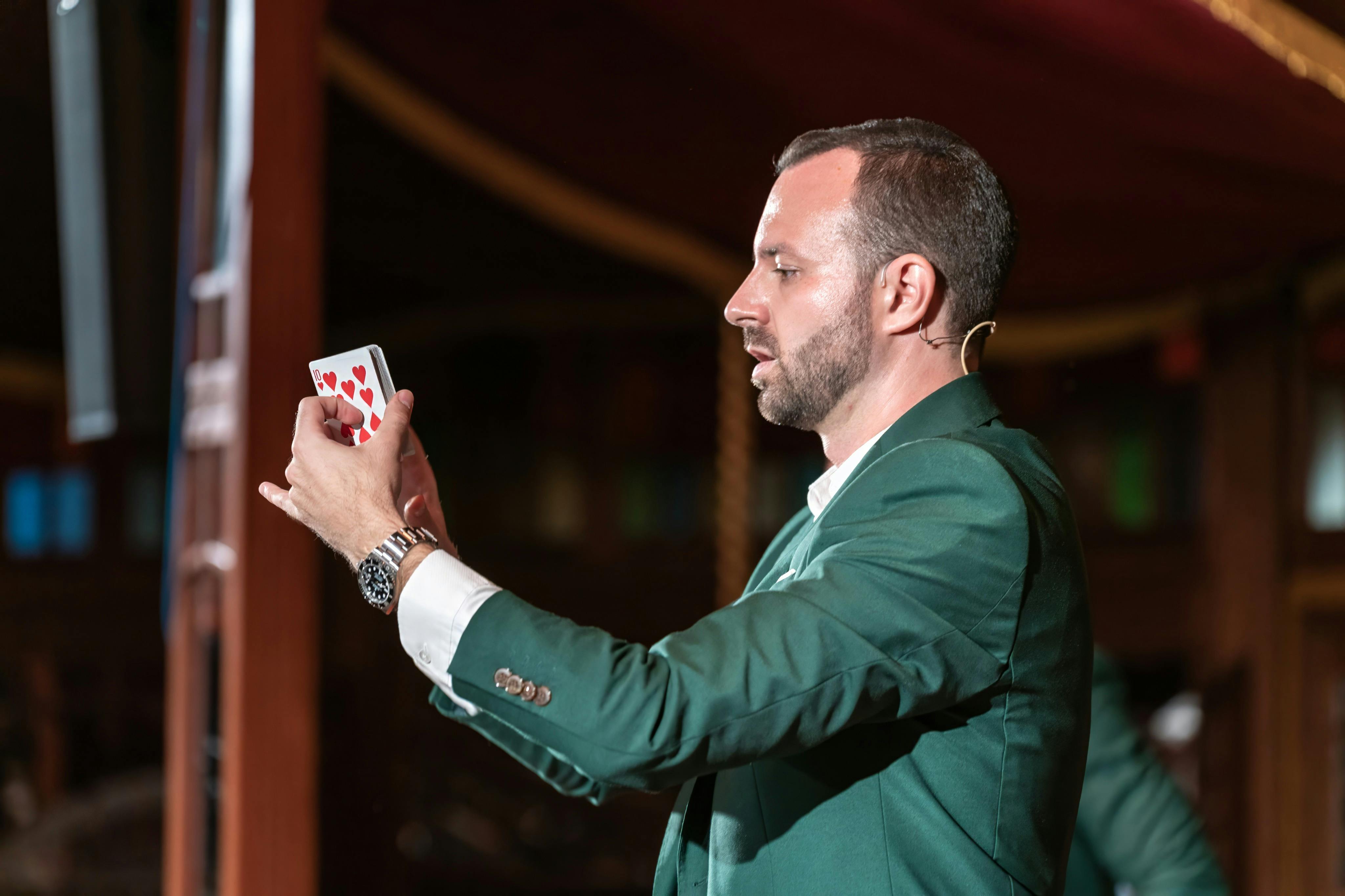 神秘奇观-魔幻晚餐表演