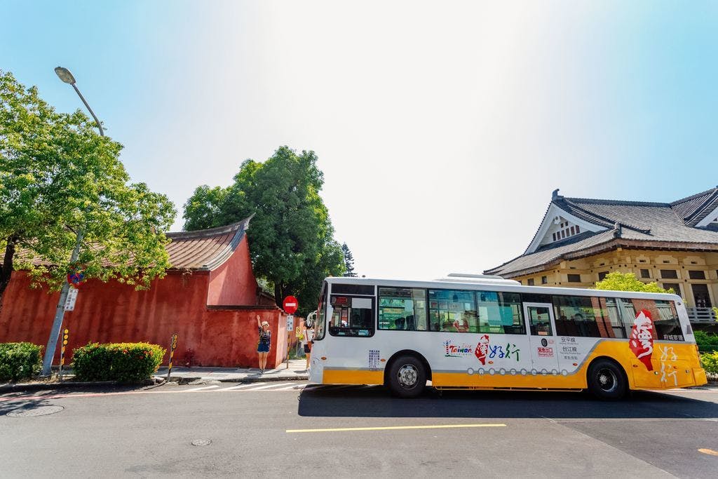 Tainan Tourist Shuttle No. 98: 1-Day Pass