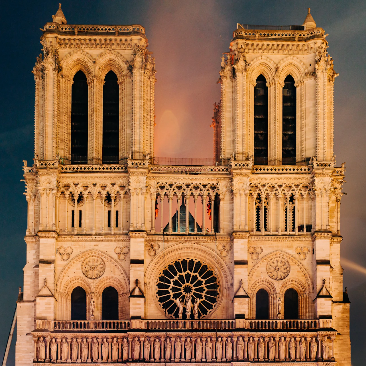 Cathédrale Notre-Dame de Paris: Guided Exterior Tour