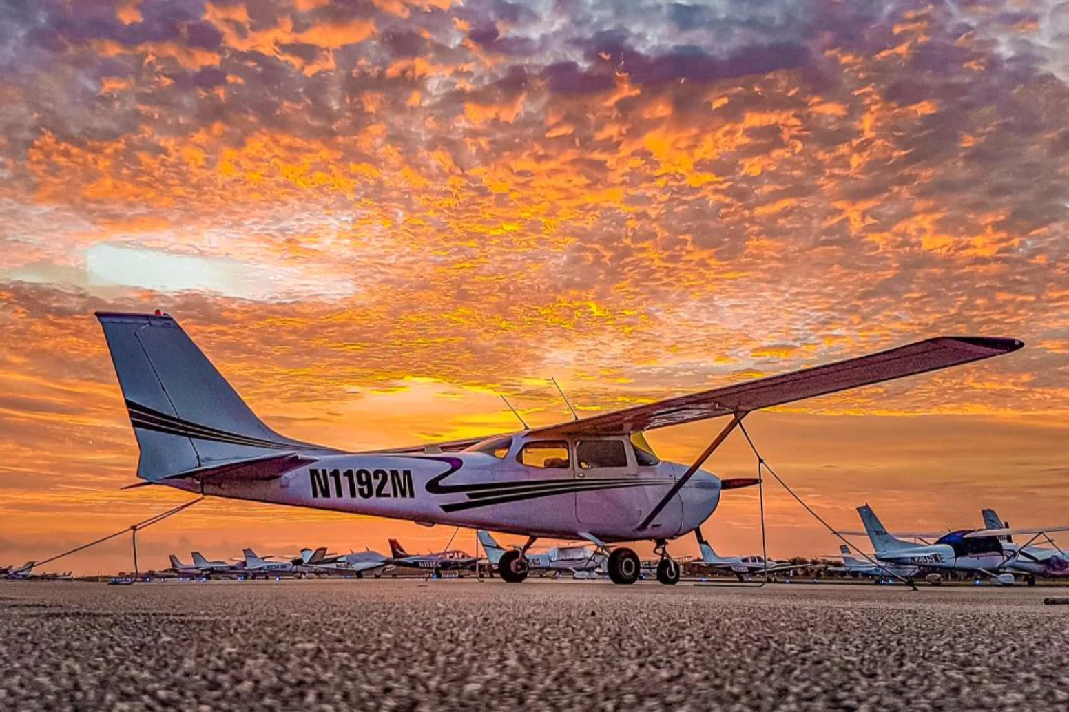 Miami: Private Sunset Airplane Tour + Drinks