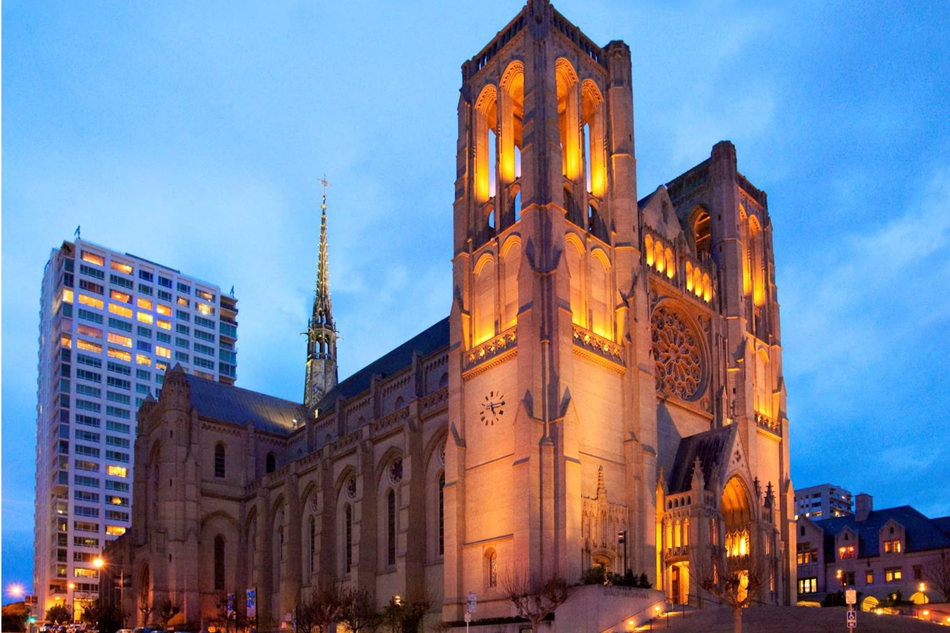 Grace Cathedral at dusk